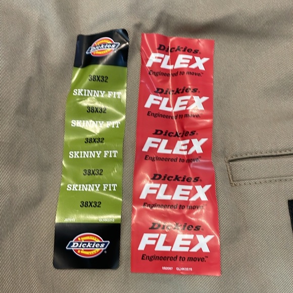 Dickies Skinny Fit Straight Leg Twill Work Pant Khakis 38x32 - Picture 2 of 5